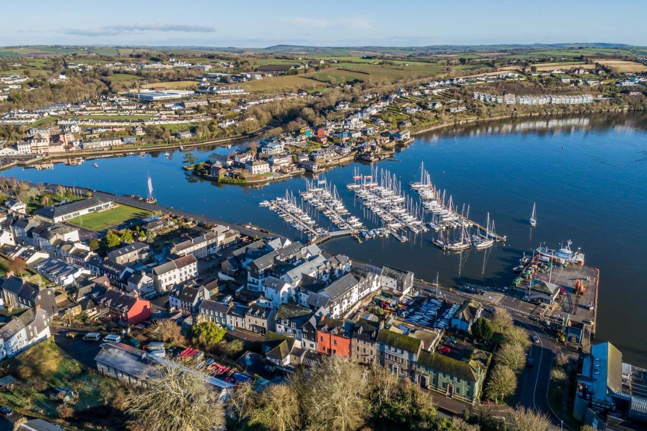 The Town House Kinsale, Hosted By Exquisite Holiday Homes, Sleeps 16 Zewnętrze zdjęcie