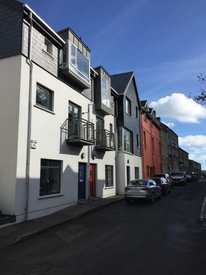 The Town House Kinsale, Hosted By Exquisite Holiday Homes, Sleeps 16 Zewnętrze zdjęcie
