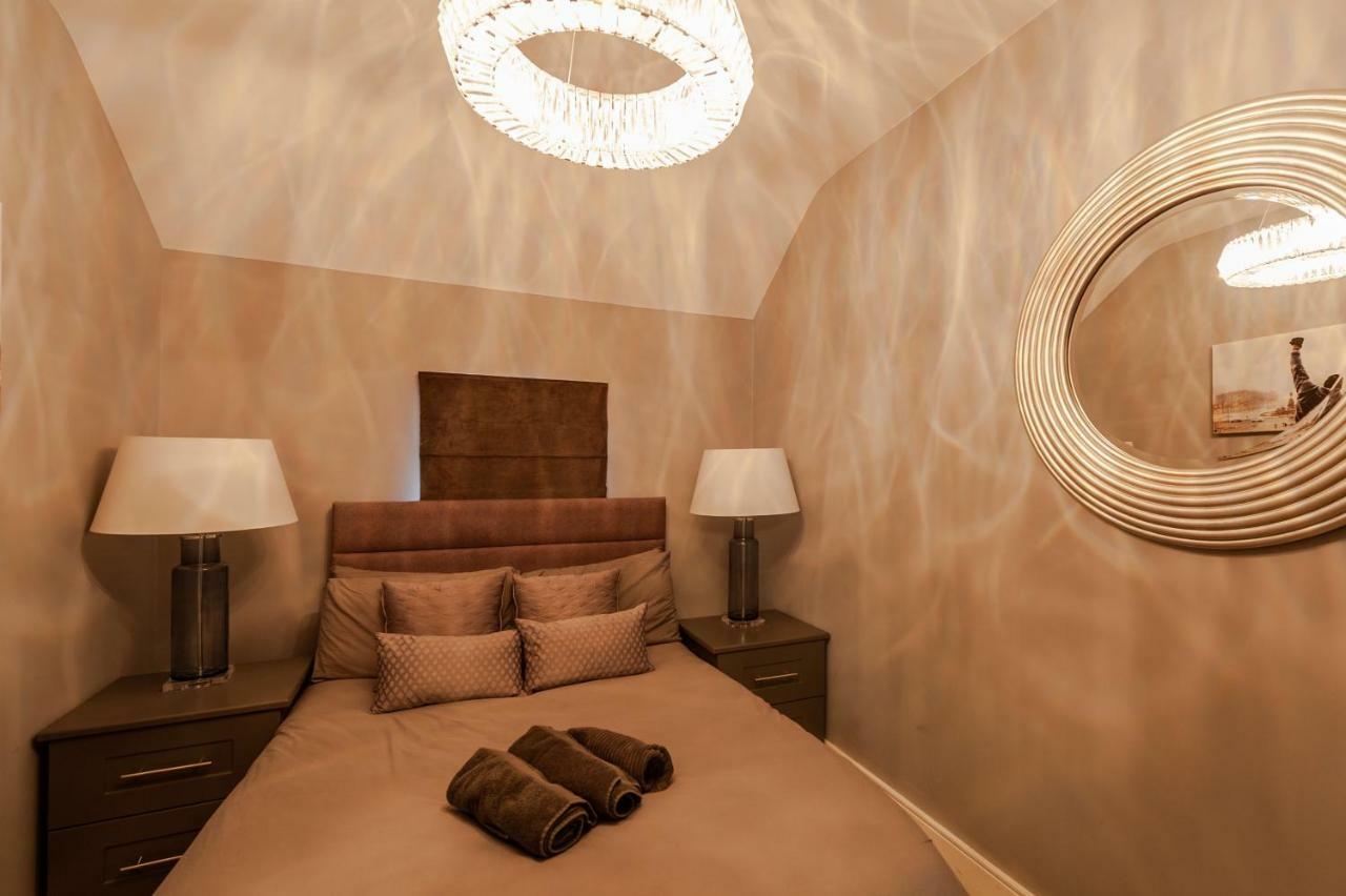 The Town House Kinsale, Hosted By Exquisite Holiday Homes, Sleeps 16 Zewnętrze zdjęcie