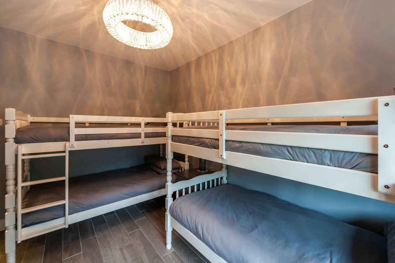 The Town House Kinsale, Hosted By Exquisite Holiday Homes, Sleeps 16 Zewnętrze zdjęcie